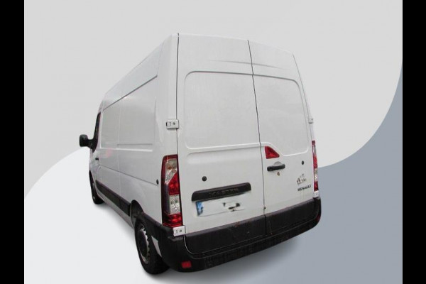 Renault Master T33 2.3 dCi 135 L2H2 Comfort 135pk | Airco | Cruise Controle | BPM vrij | Compleet ingericht, incl. werkbank!