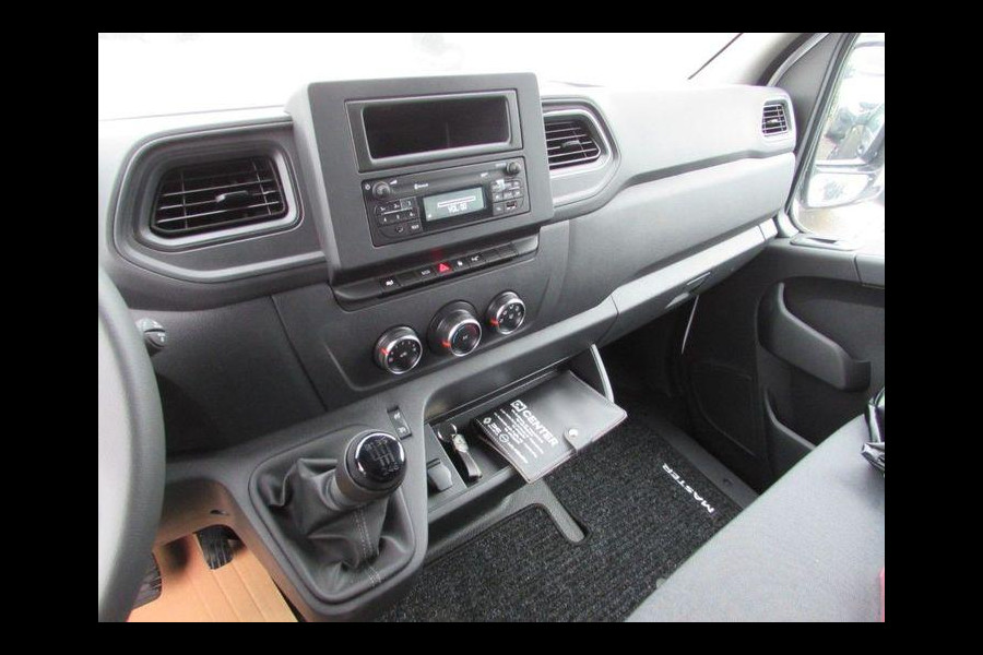 Renault Master T33 2.3 dCi 135 L2H2 Comfort 135pk | Airco | Cruise Controle | BPM vrij | Compleet ingericht, incl. werkbank!