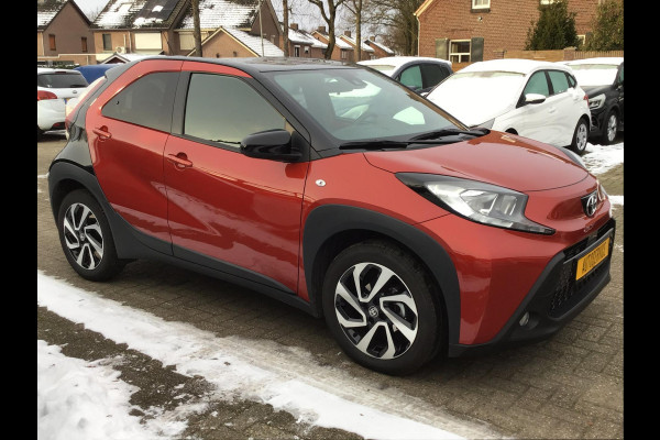 Toyota Aygo X 1.0 VVT-i S-CVT Pulse Apple/Cruise/camera/stoelverw
