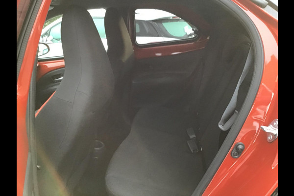 Toyota Aygo X 1.0 VVT-i S-CVT Pulse Apple/Cruise/camera/stoelverw