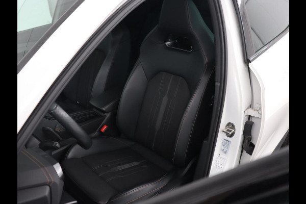 CUPRA Formentor 1.4 eHybrid VZ | 245pk | Stoelverwarming | Adaptive cruise | Memory | Camera | Navigatie | Sfeerverlichting | Keyless | Full LED | Sportstoelen | PHEV | Plug In