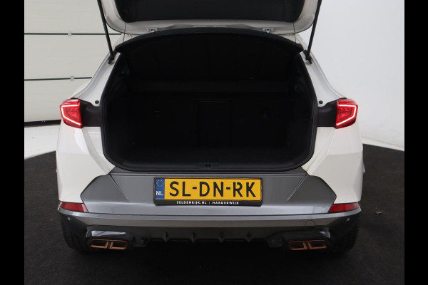 CUPRA Formentor 1.4 eHybrid VZ | 245pk | Stoelverwarming | Adaptive cruise | Memory | Camera | Navigatie | Sfeerverlichting | Keyless | Full LED | Sportstoelen | PHEV | Plug In
