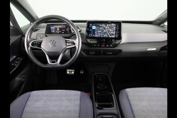 Volkswagen ID.3 First 58 kWh 204 PK | Steunhaak | Navigatie | Parkeersensoren | Stoelverwarming