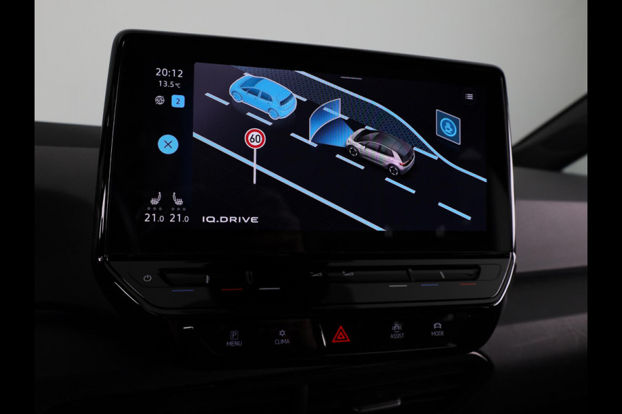 Volkswagen ID.3 First 58 kWh 204 PK | Steunhaak | Navigatie | Parkeersensoren | Stoelverwarming