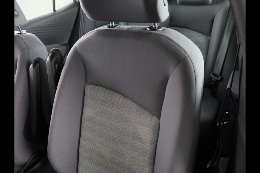 Volkswagen ID.3 First 58 kWh 204 PK | Steunhaak | Navigatie | Parkeersensoren | Stoelverwarming