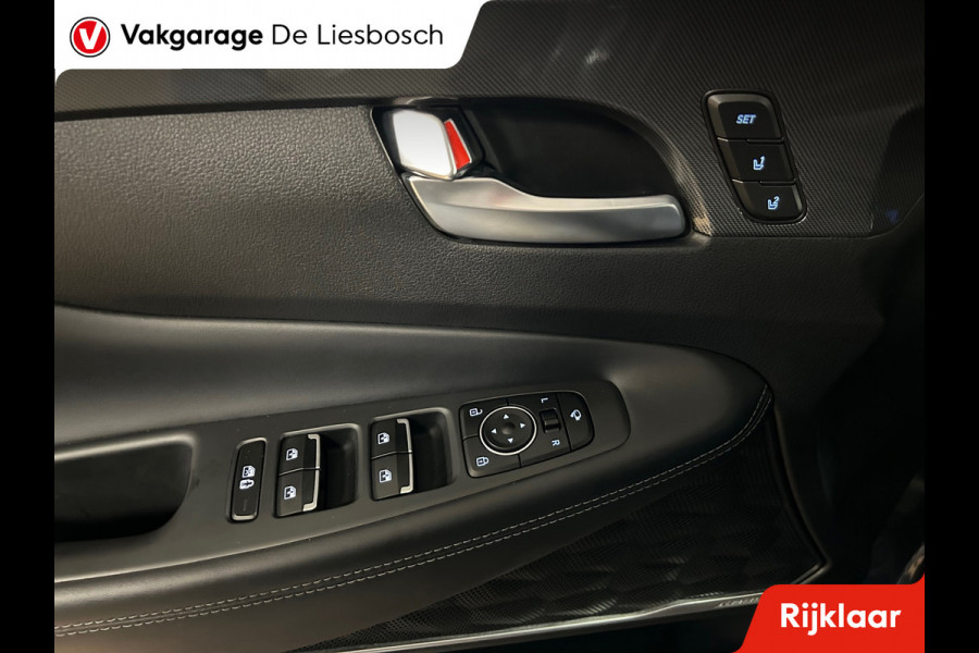 Hyundai Santa Fe 1.6 T-GDI PHEV 180 PK 4WD| Premium Sky | Panorama-dak | Trekhaak | 360 camera