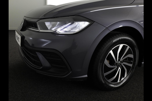 Volkswagen Polo 1.0 TSI Life 95PK | Navigatie | Parkeersensoren | L.M velgen | Digitaal dashboard