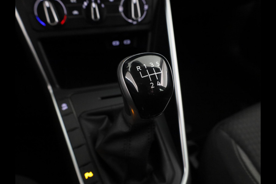 Volkswagen Polo 1.0 TSI Life 95PK | Navigatie | Parkeersensoren | L.M velgen | Digitaal dashboard