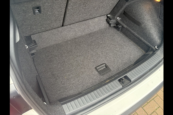 Seat Arona 1.0 TSi 95pk Style Business Intense KEYLESS/CAMERA/NAVI/CARPLAY/PDC