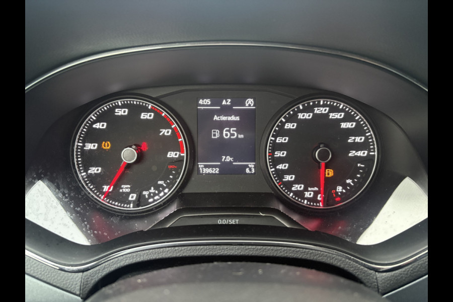 Seat Arona 1.0 TSi 95pk Style Business Intense KEYLESS/CAMERA/NAVI/CARPLAY/PDC