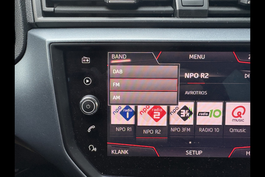 Seat Arona 1.0 TSi 95pk Style Business Intense KEYLESS/CAMERA/NAVI/CARPLAY/PDC