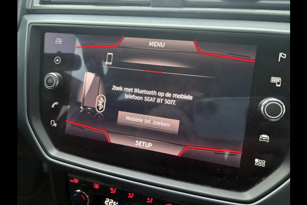 Seat Arona 1.0 TSi 95pk Style Business Intense KEYLESS/CAMERA/NAVI/CARPLAY/PDC