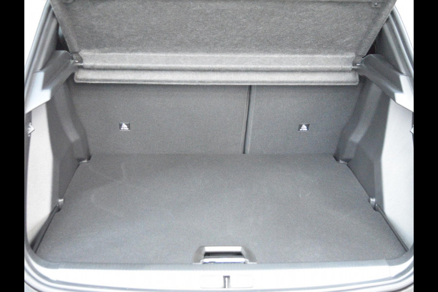 Peugeot 2008 1.2 Hybrid 145 GT | camera + sensoren V+A | 8 jaar garantie | adaptieve cruise control | stoelverwarming met massagefunctie