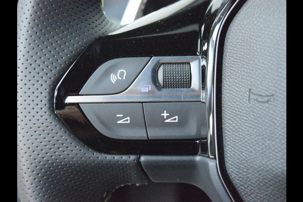 Peugeot 2008 1.2 Hybrid 145 GT | camera + sensoren V+A | 8 jaar garantie | adaptieve cruise control | stoelverwarming met massagefunctie