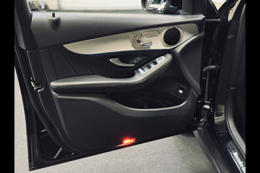 Mercedes-Benz GLC 250 4MATIC AMG-Line | 20" | Memory | DealerOh.