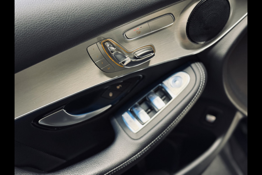 Mercedes-Benz GLC 250 4MATIC AMG-Line | 20" | Memory | DealerOh.