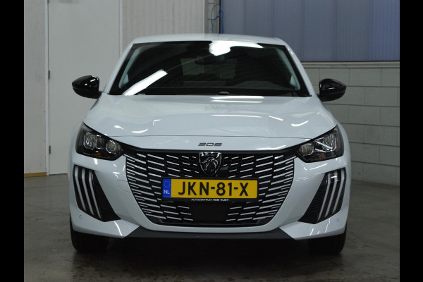 Peugeot 208 1.2 Hybrid 110 e-DCS6 Allure Private lease actie: € 376,- p/m o.b.v 48 mnd en 5.000 km per jaar  ACHTERUITRIJCAMERA MET SENSOREN | NAVIGATIE & CARPLAY | E.C.C. |