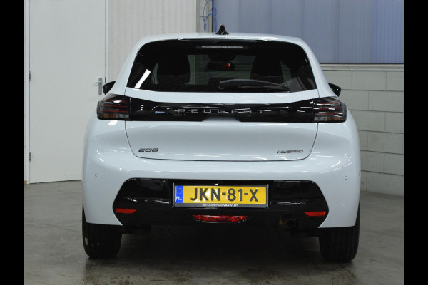 Peugeot 208 1.2 Hybrid 110 e-DCS6 Allure Private lease actie: € 376,- p/m o.b.v 48 mnd en 5.000 km per jaar  ACHTERUITRIJCAMERA MET SENSOREN | NAVIGATIE & CARPLAY | E.C.C. |