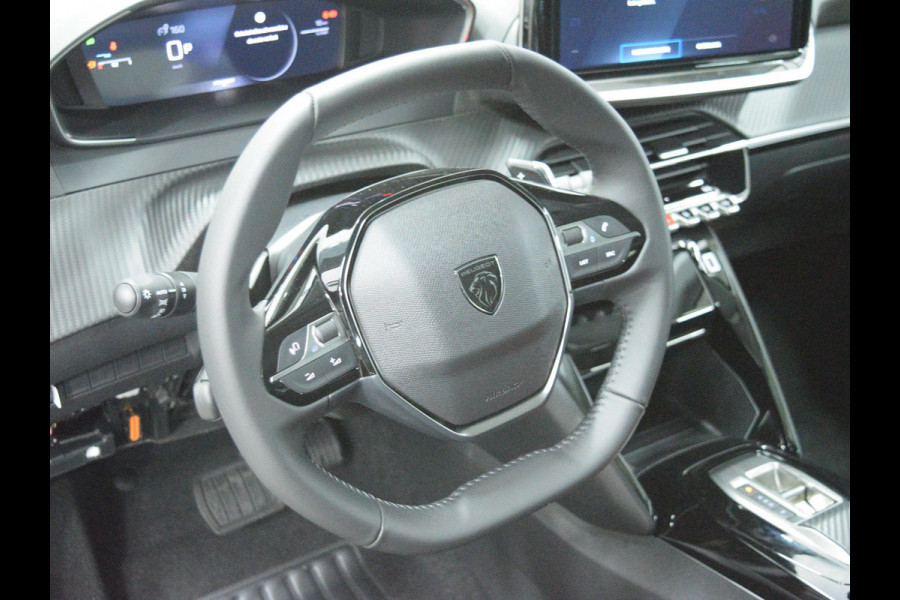 Peugeot 208 1.2 Hybrid 110 e-DCS6 Allure Private lease actie: € 376,- p/m o.b.v 48 mnd en 5.000 km per jaar  ACHTERUITRIJCAMERA MET SENSOREN | NAVIGATIE & CARPLAY | E.C.C. |