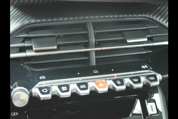 Peugeot 208 1.2 Hybrid 110 e-DCS6 Allure | Private lease actie: € 376,- p/m o.b.v. 48 mnd en 5.000 km per jaar| camera + sensoren V+A | navigatie | cruise control | carplay | E.C.C.