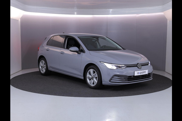 Volkswagen Golf 1.0 TSI Life 110pk 6bak| Navigatie| LM-velgen| Keyless start| Parksensors