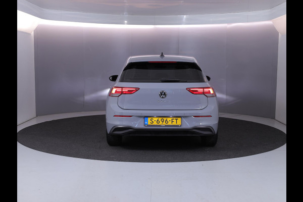 Volkswagen Golf 1.0 TSI Life 110pk 6bak| Navigatie| LM-velgen| Keyless start| Parksensors