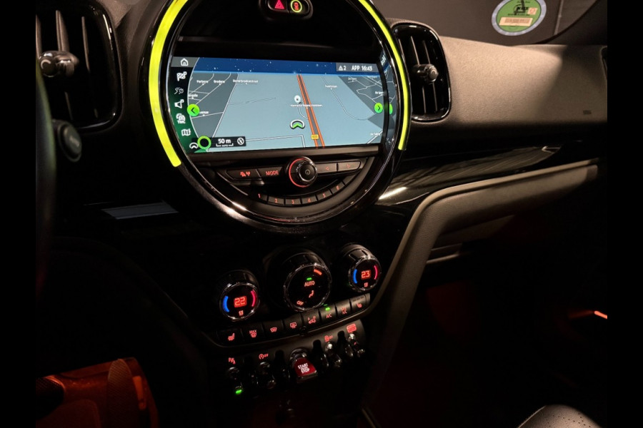 MINI Countryman Cooper S 2.0 192 pk Mini Head-up/Panoramadak/trekhaak/leer