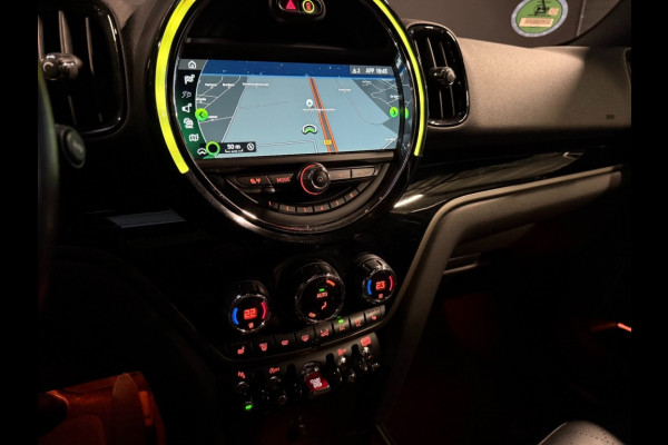 MINI Countryman Cooper S 2.0 192 pk Mini Head-up/Panoramadak/trekhaak/leer