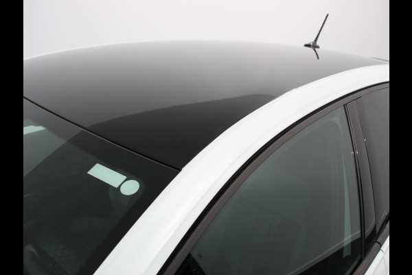 Volkswagen Polo 1.0 TSI R-Line DSG Navigatie App Connect Climate Control DAB LED Parkeer sensoren Cruise control adaptive Lichtmetalen velgen