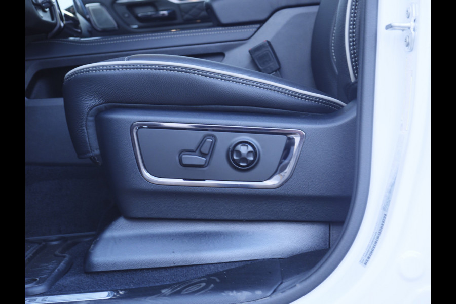Dodge Ram | 1500 | Limited | Night | 3.0L Twin-Turbo I6 | High Output | | Passenger Display | 14,4 Touch Screen | Harman Kardon | RAMBOX Getoonde accessoires zijn verkrijgbaar tegen meerprijs
