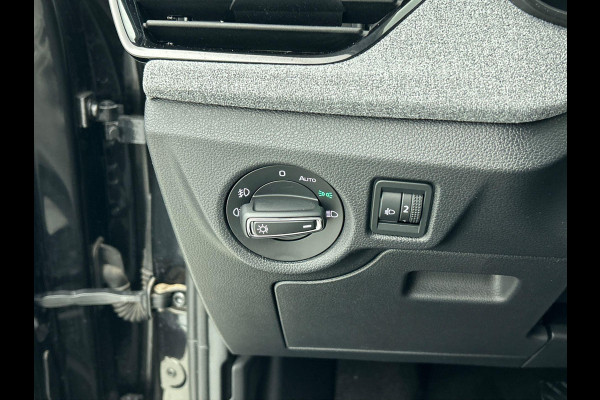 Škoda Kamiq 1.0 TSI Business Edition DSG | Navigatie | Climate control | Cruise control | LED | Keyless | Achteruitrijcamera | Parkeersensoren | Apple Carplay/ Android Auto | Radio