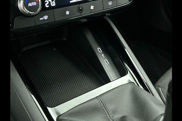 Škoda Kamiq 1.0 TSI Business Edition DSG | Navigatie | Climate control | Cruise control | LED | Keyless | Achteruitrijcamera | Parkeersensoren | Apple Carplay/ Android Auto | Radio