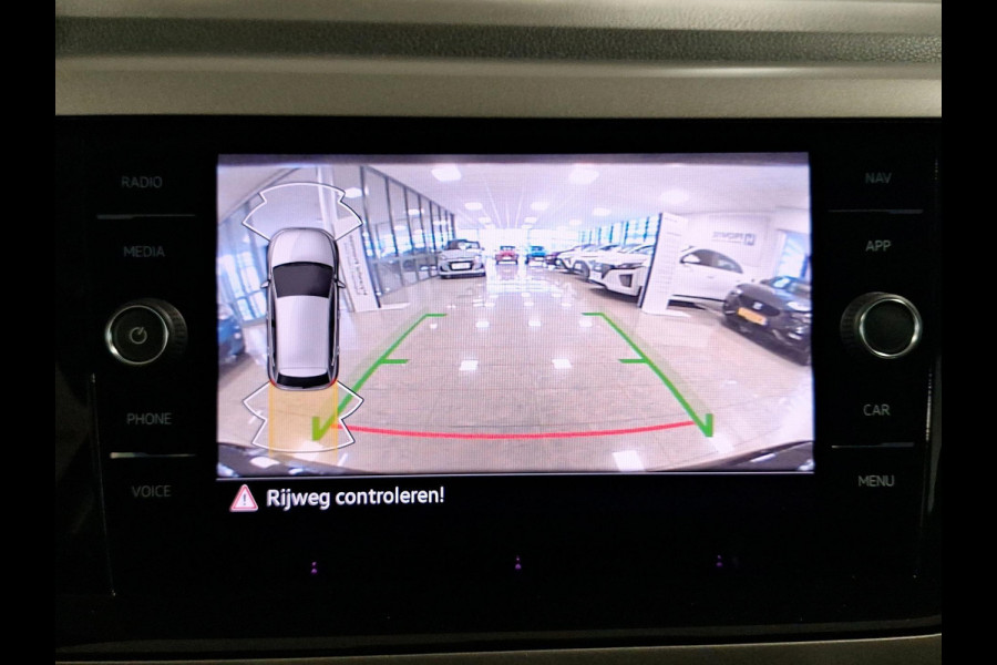 Volkswagen Polo 1.0 TSI Comfortline Business Incl. Draadloze telefoonlader | Achteruitrijcamera | Navigatie