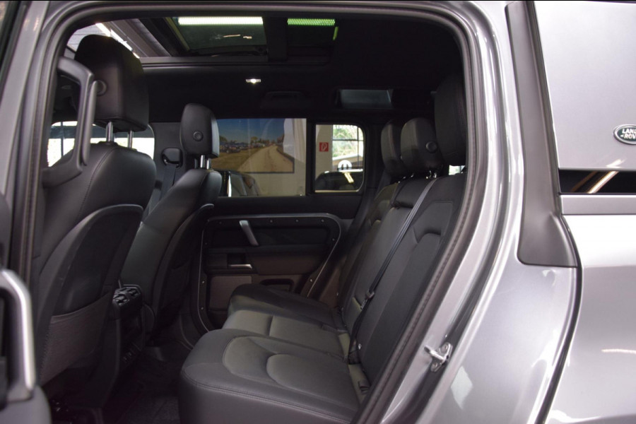 Land Rover Defender 110 3.0 D300 110 X-Dynamic 6-Cill Panoramadak|Lane-Assist|5-pers|22 inch|301pk!!