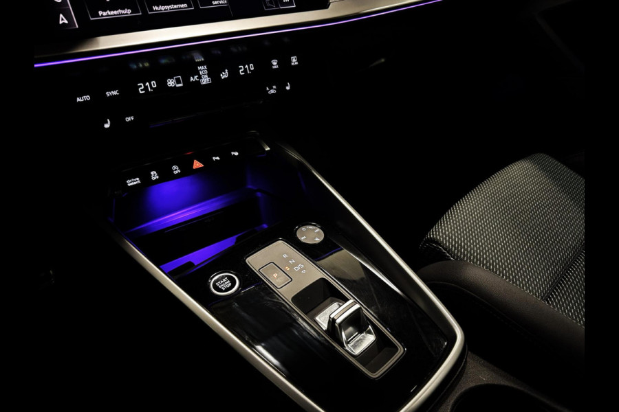 Audi A3 Sportback 35 TFSI Edition One 3x S-Line|PANO|AMBI LIGHTS|MATRIX|KEYLESS