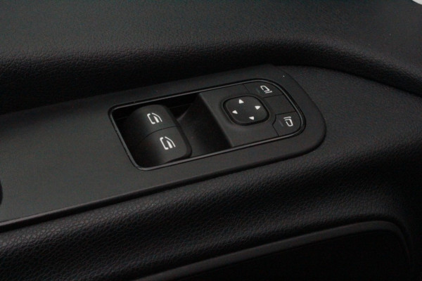 Mercedes-Benz Sprinter 317 cdi bakwagen laadklep m-bux camera LMVelgen BPM vrij