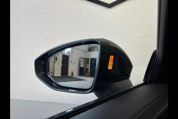 Audi RS6 quattro PANO, 4WS, Carbon (Fabrieks garantie tot 2026)