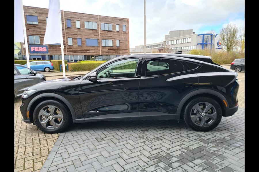 Ford Mustang Mach-E Extended RWD 98 kWh 294pk | Technology Pack Plus | Panoramadak | Winterpack | Adaptieve Cruise