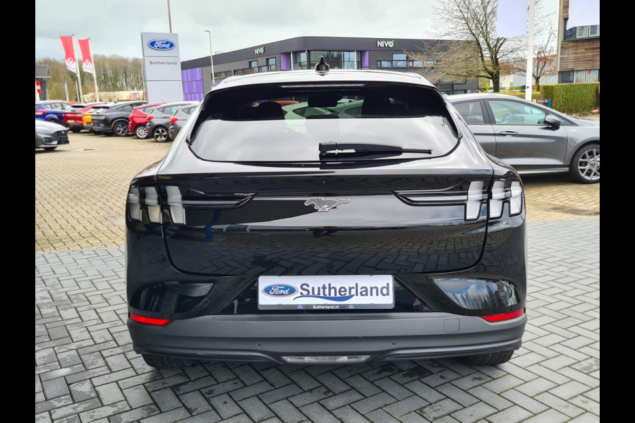 Ford Mustang Mach-E Extended RWD 98 kWh 294pk | Technology Pack Plus | Panoramadak | Winterpack | Adaptieve Cruise