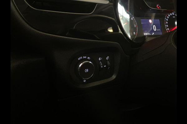 Opel Corsa 1.2 Edition AIRCO NAVI VIA APP CRUISE BLUETOOTH ZWART DAK VELGEN ELEK RAMEN CENT VERG ZEER NETTE AUTO