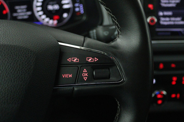 Seat ✅ Leon ST 1.5 TSI Xcellence Business Intense (DIGITALE COCKPIT, CRUISE CONTROL, NAVIGATIE CARPLAY, PARKEERSENSOREN)