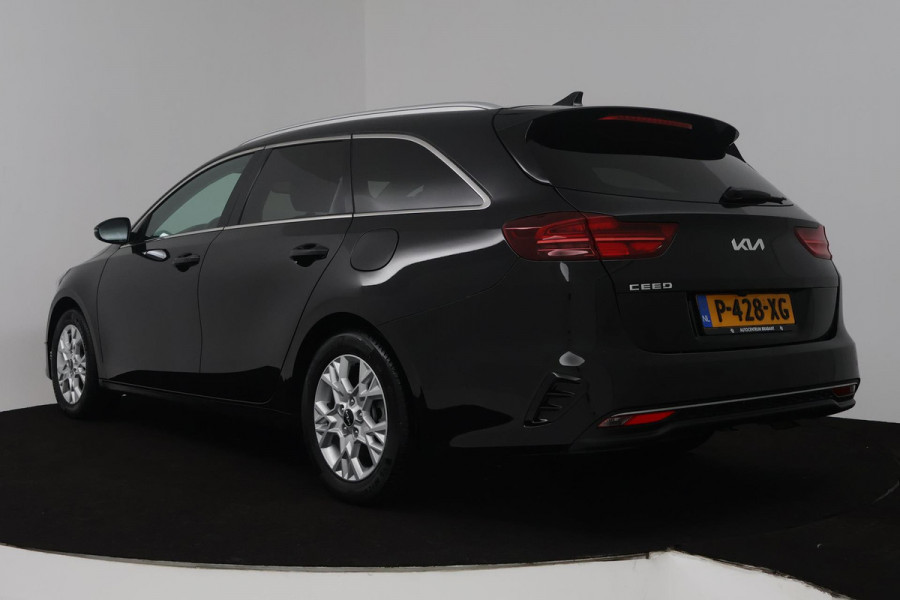 Kia Ceed Sportswagon 1.5 T-GDi DynamicPlusLine (TREKHAAK, STOEL/STUUR VERWARMING, ACHTERUITRIJCAMERA, LANE-ASSIST, SENSOREN)