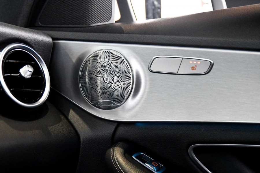 Mercedes-Benz C-Klasse 180 AMG-Line. Pano, Burmester, Camera, Sfeer, 9-Traps, Diamond White Pearl!