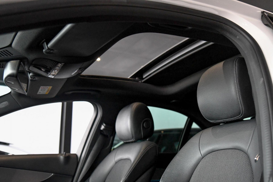 Mercedes-Benz C-Klasse 180 AMG-Line. Pano, Burmester, Camera, Sfeer, 9-Traps, Diamond White Pearl!