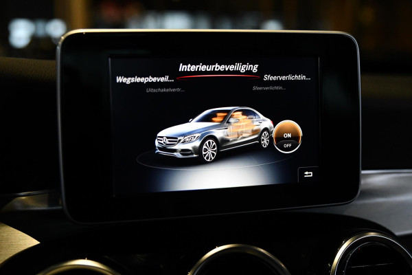 Mercedes-Benz C-Klasse 180 AMG-Line. Pano, Burmester, Camera, Sfeer, 9-Traps, Diamond White Pearl!