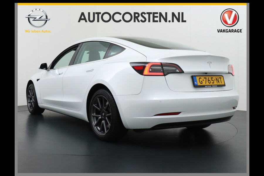 Tesla Model 3 SR+ 60kWh 326PK Trekhaak AutoPilot Premium-Luidsprekers Leer PanoramaDak Adaptive Cruise Lmv 18" Camera's Elektr.-Stuur+Stoelen+ SOH 85% Ecc Navi Led DAB Voorverwarmen interieur via App Keyless One-Pedal-Drive Origineel Nederlandse Auto 1.584KG Trekgewicht 1.000kg.