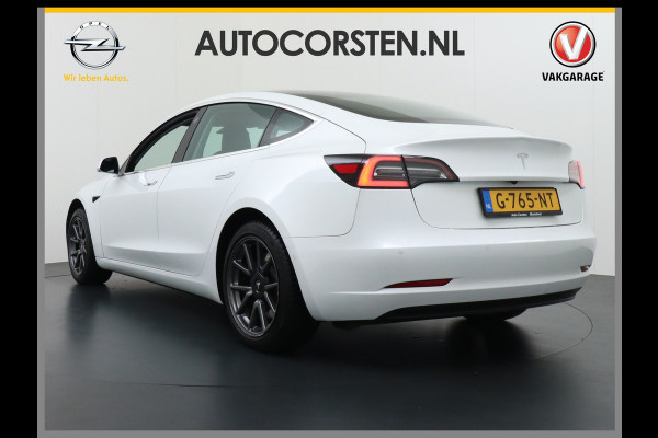 Tesla Model 3 SR+ 60kWh 326PK Trekhaak AutoPilot Premium-Luidsprekers Leer PanoramaDak Adaptive Cruise Lmv 18" Camera's Elektr.-Stuur+Stoelen+ SOH 85% Ecc Navi Led DAB Voorverwarmen interieur via App Keyless One-Pedal-Drive Origineel Nederlandse Auto 1.584KG Trekgewicht 1.000kg.