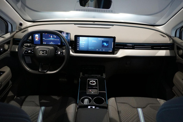 Aiways U5 63kWh Standaard + 360 CAMERA / ADAPTIEVE CRUISE / CARPLAY