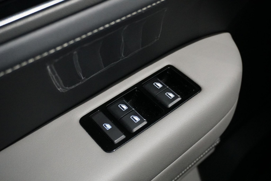 Aiways U5 63kWh Standaard + 360 CAMERA / ADAPTIEVE CRUISE / CARPLAY