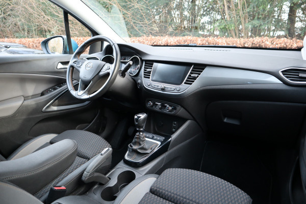 Opel Crossland X 1.2 Turbo Innovation | Camera | Keyless | Carplay |